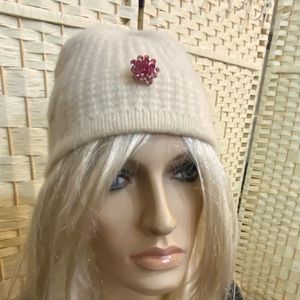 Elegant Angora-Wool White Beanie Hat with Rhinestones Accent
